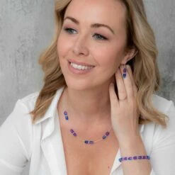 Carrie Elspeth Blue/Pink Peardrops Necklace -gifts sale carrie elspeth n1701 blue pink peardrops necklace model 2