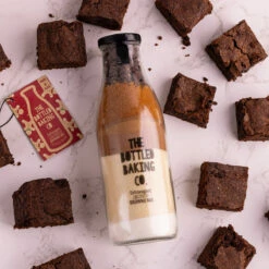 The Bottled Baking Co – Extravagant Gingerbread Brownie Christmas Mix -gifts sale gingeb the bottled baking co extravagant gingerbread brownie christmas mix 2