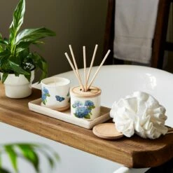 Botanic Garden Hydrangea Ceramic Candle -gifts sale wax lyrical bg0201 botanic garden hydrangea ceramic reed diffuser ls